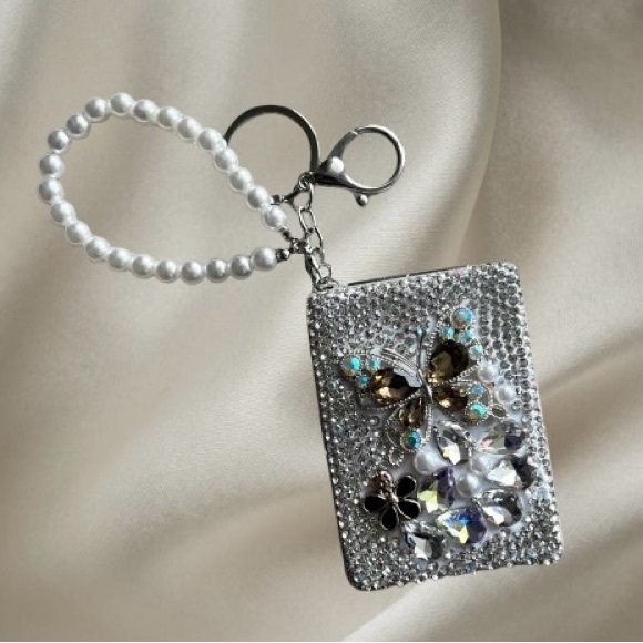 Rhinestone Compact Mirror – Magnifying – New – Wrist Strap - key chain - Picture 3 of 11